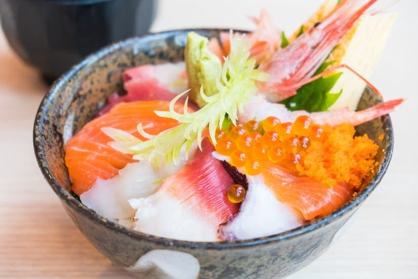 chirashi sushi